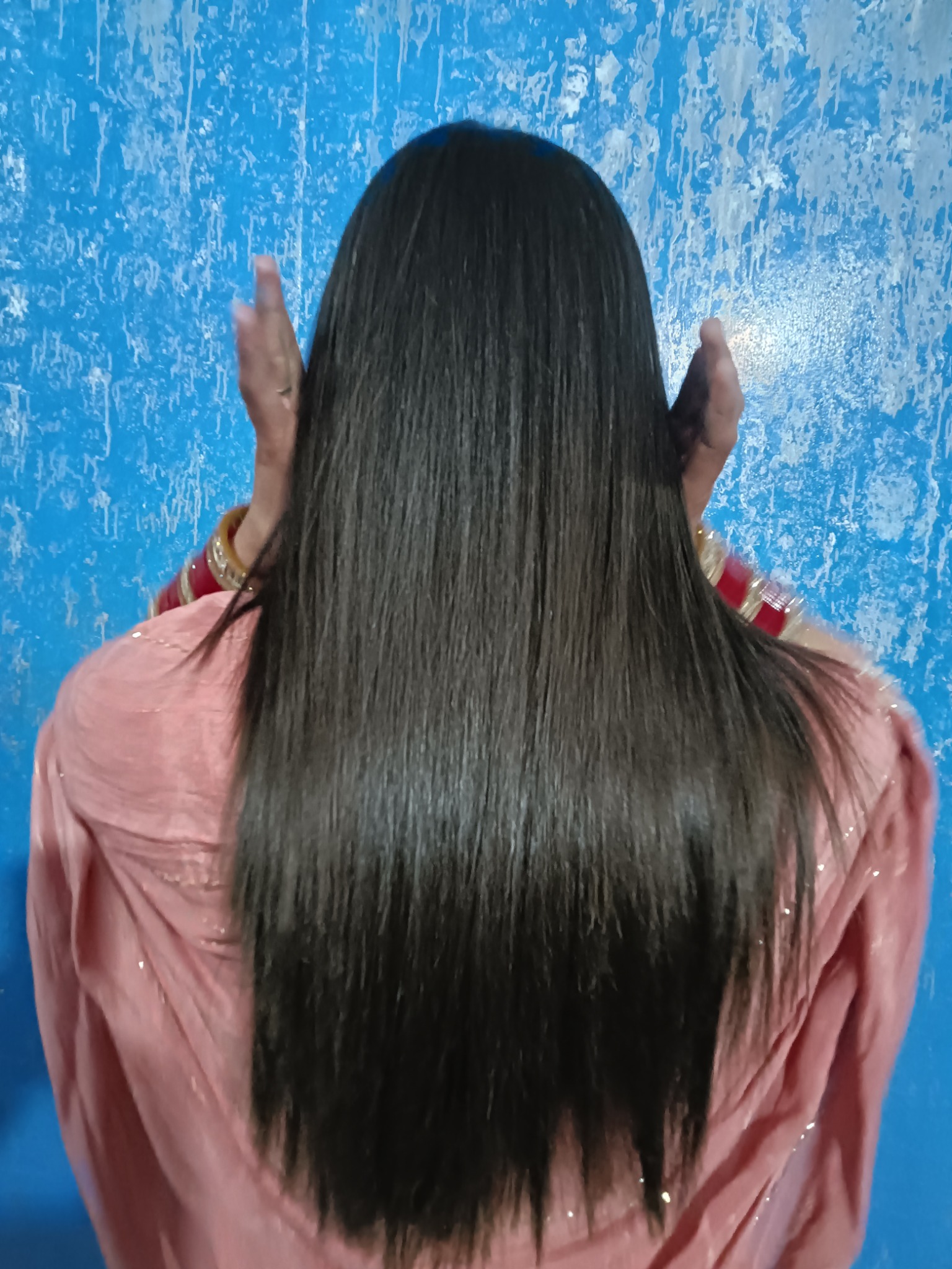 Salon showcase